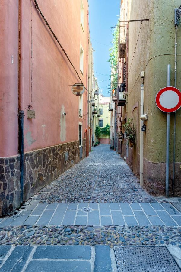 Ferienwohnung Casa Rocca Bosa Exterior foto